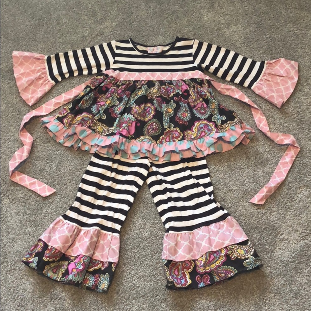 Ruffle Outfit